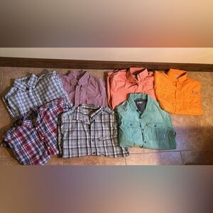 7 Men’s Ariat, Columbia and carhartt short sleeve button down work shirts medium